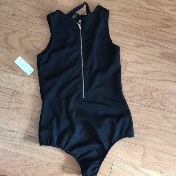 Lace up front plunge bodysuit - Picture 2 of 5